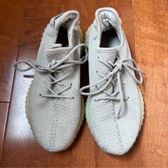 Size 7 sesame Yeezy boost 350 - Picture 4 of 7